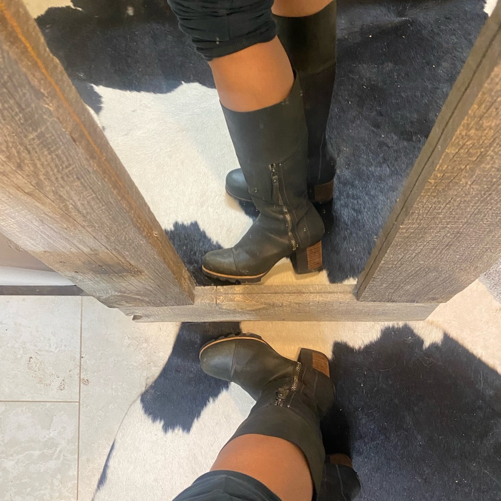 Sorel Addington tall boots